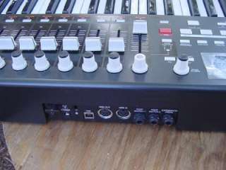Akai Professional MPK61 USB MIDI 61 Key Keyboard Controller  