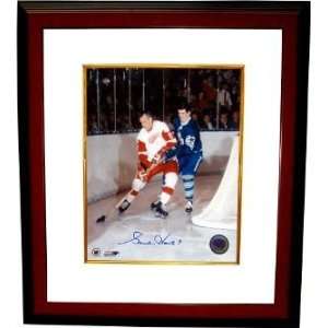  Gordie Howe Autographed/Hand Signed Detroit Redwings 16x20 