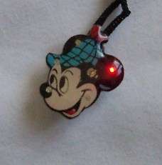 10 pc Mickey Mouse Body Flashing LED Blinky Necklace )  