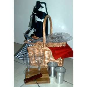 Small Picnic Wine Basket for Two & Wine Bottle Case 