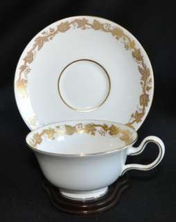 WEDGWOOD 4001 WHITEHALL Cup & Sauce Gold Leaves & Vines  